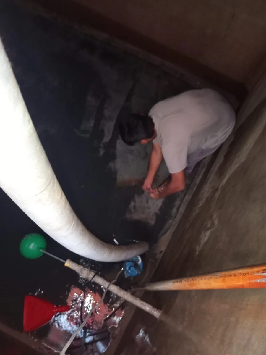 Cleaning inside the tank — Rana Jee’s service team